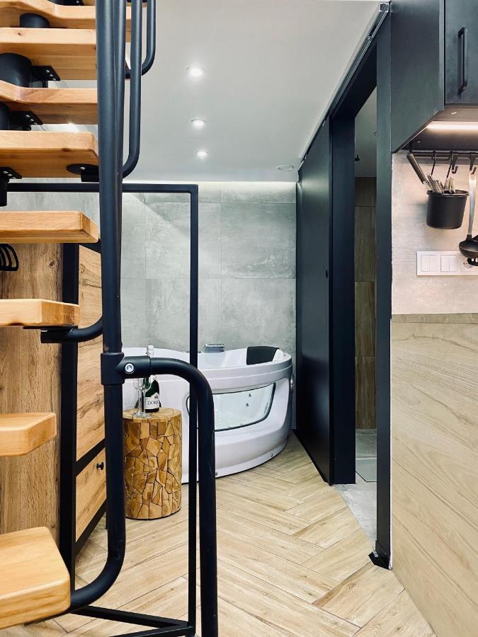 Apartment Premium Jacuzzi For Couples, Old Town Красков Екстериор снимка