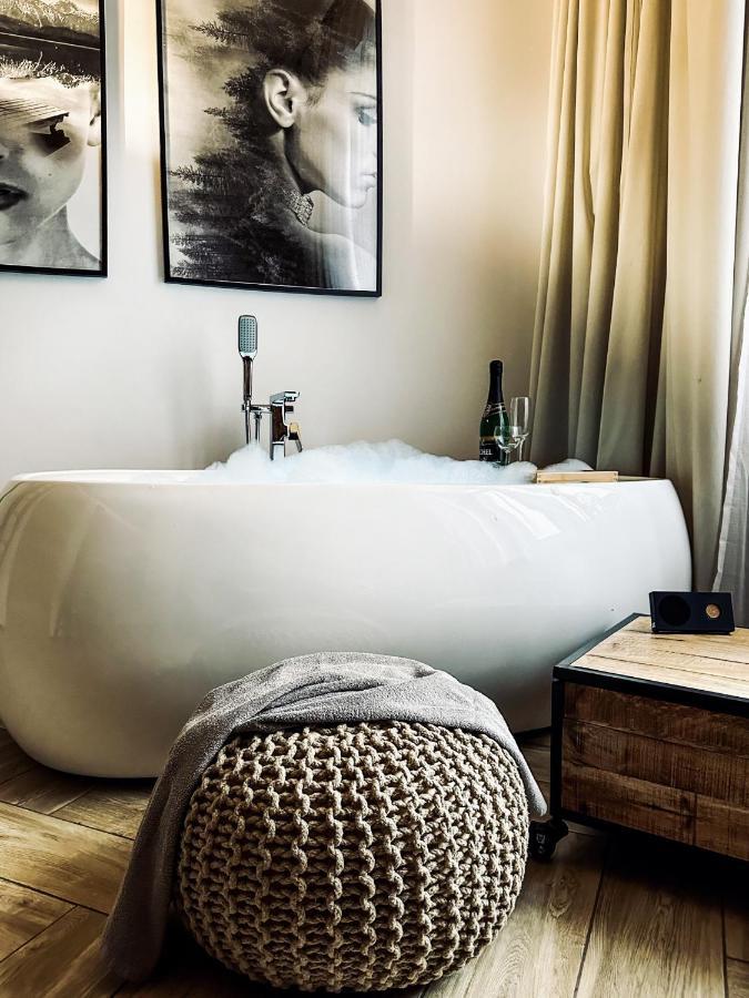 Apartment Premium Jacuzzi For Couples, Old Town Красков Екстериор снимка